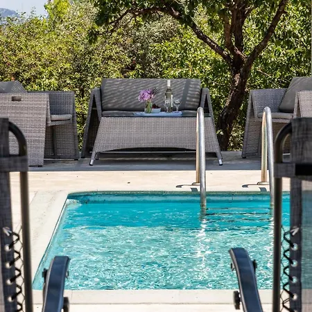 Vainas Belvedere Villa